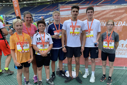 Gymnasium Langenhagen stellt sieben TeilnehmerInnen beim B2Run