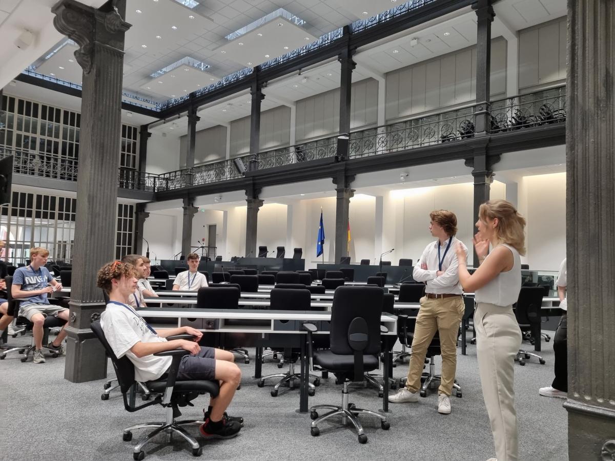 Der-alte-Plenarsaal1